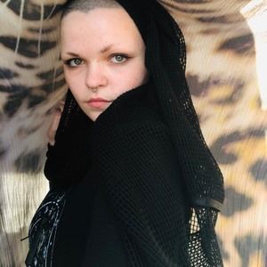 Meet your Posher, Sage